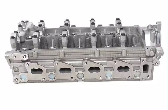 ユンネイ D19 エンジン部品組立とD20TCIE互換性のある直接シリンダーヘッド